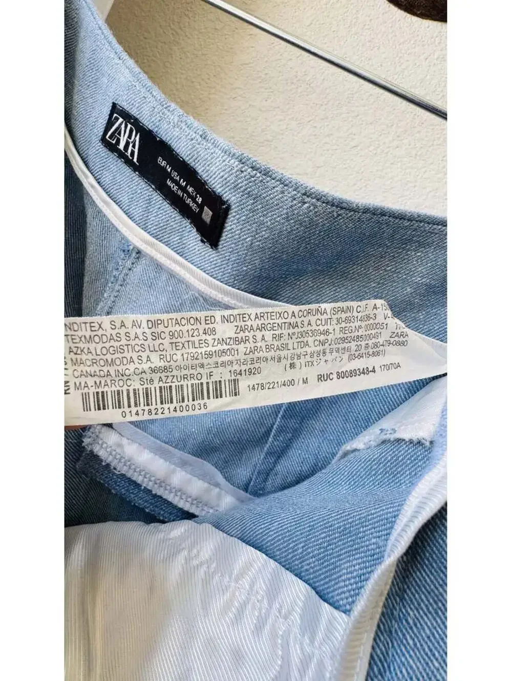 Zara Light Blue Chambray Cuffed Cropped Trousers Size M